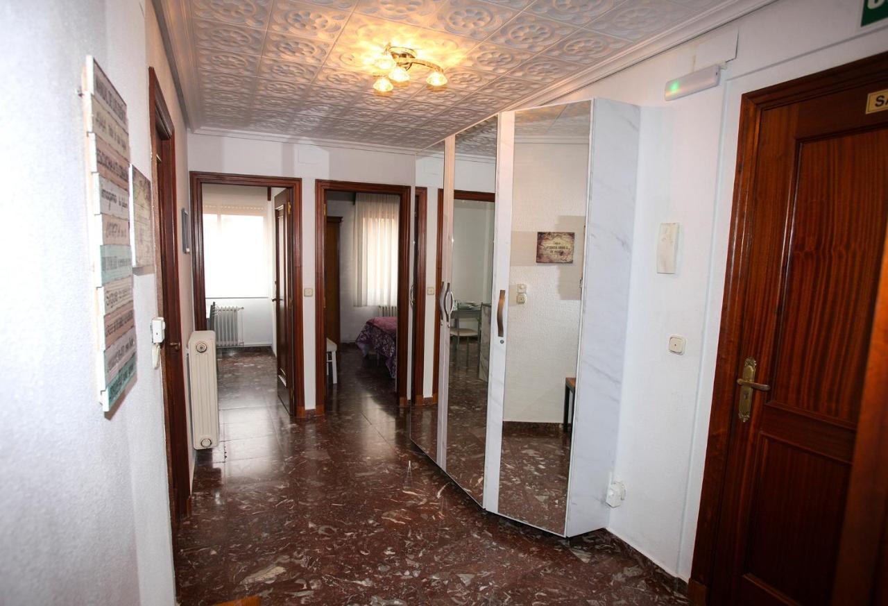 Pension Como En Casa Rincon de Soto Luaran gambar