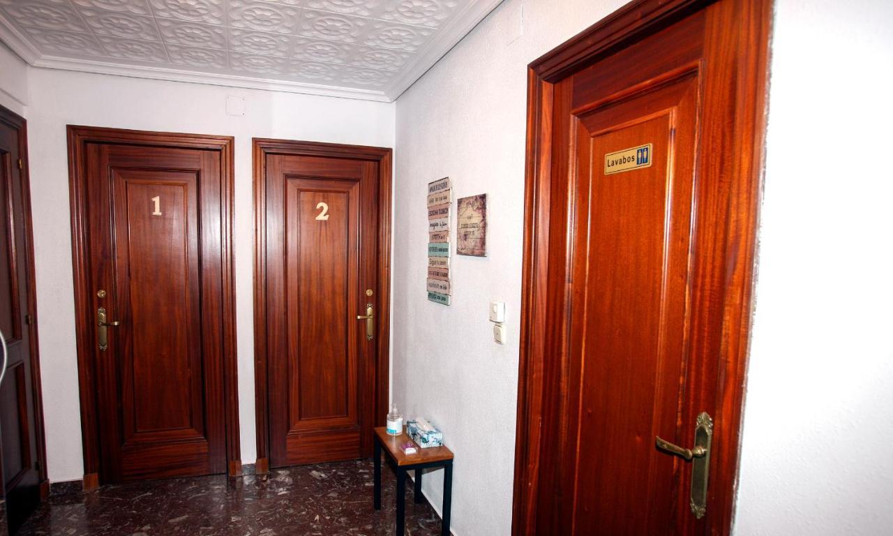 Pension Como En Casa Rincon de Soto Luaran gambar